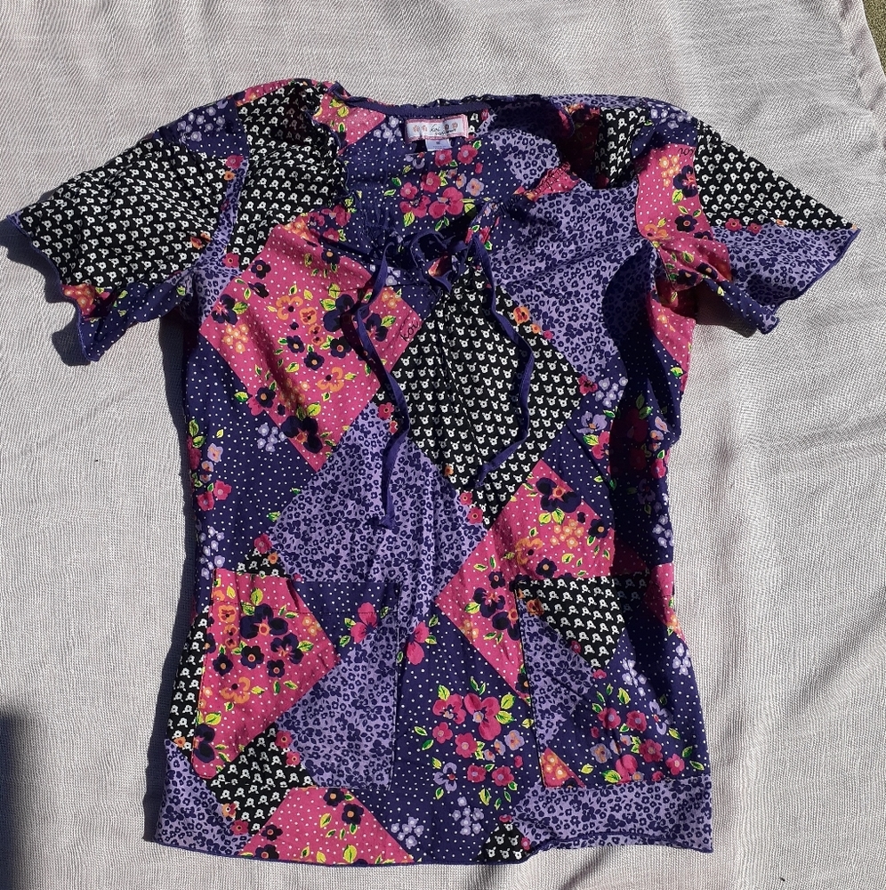 Koi scrub top